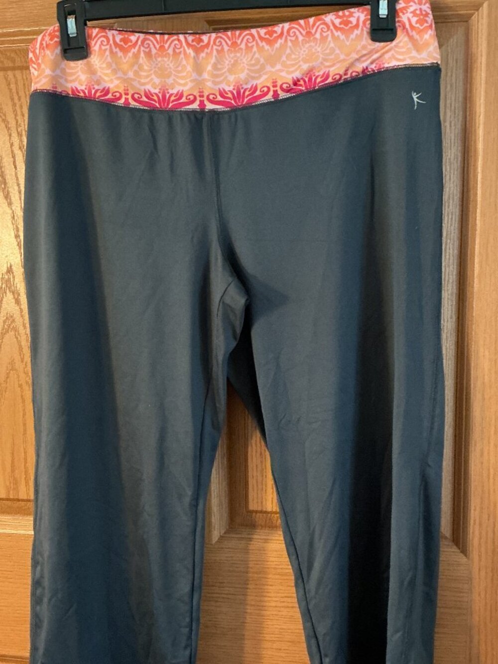 Danskin Now Workout Capris